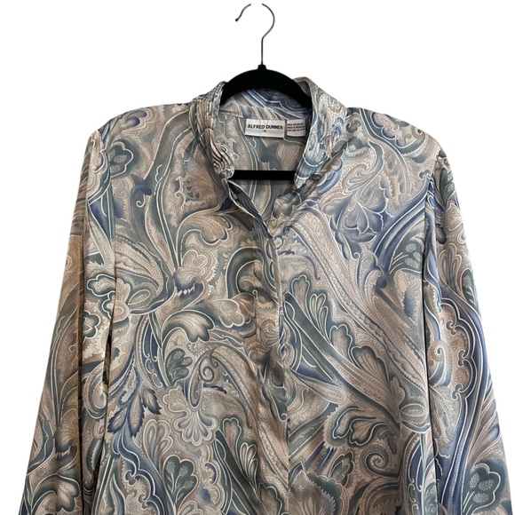 ALFRED DUNNER LONG SLEEVE BUTTON UP TOP SIZE 12 SILKY TEXTURE Blue Paisley - Picture 2 of 5